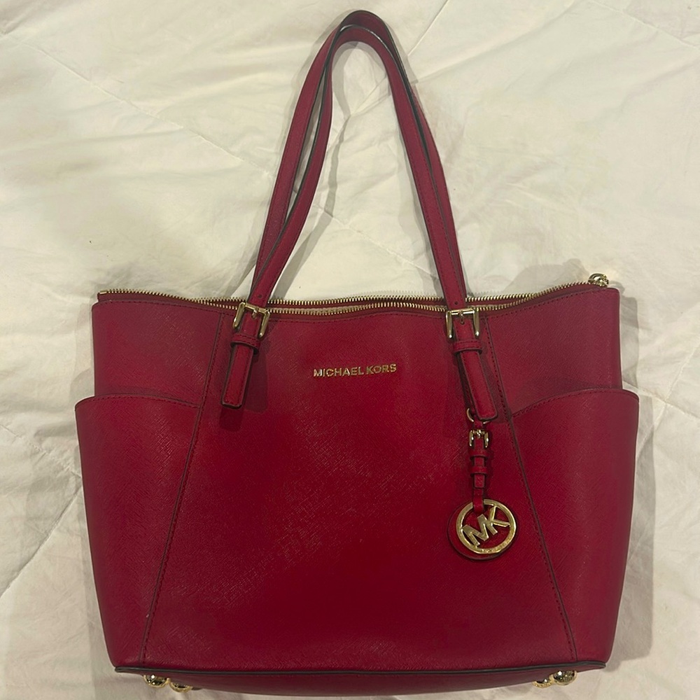 Micheal Kors Purse